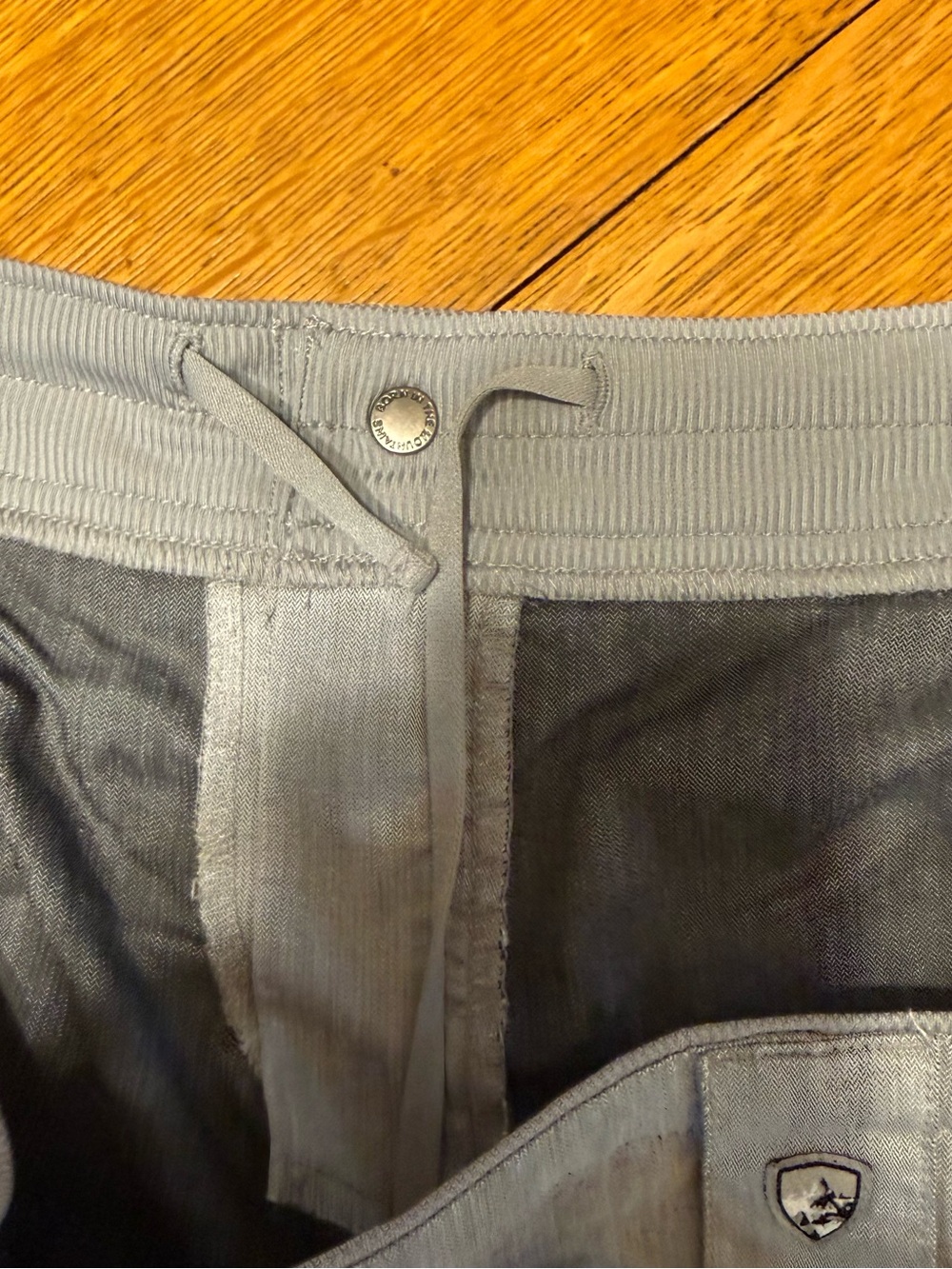 Kuhl Light Gray Women's Shorts - Picture 4 of 11